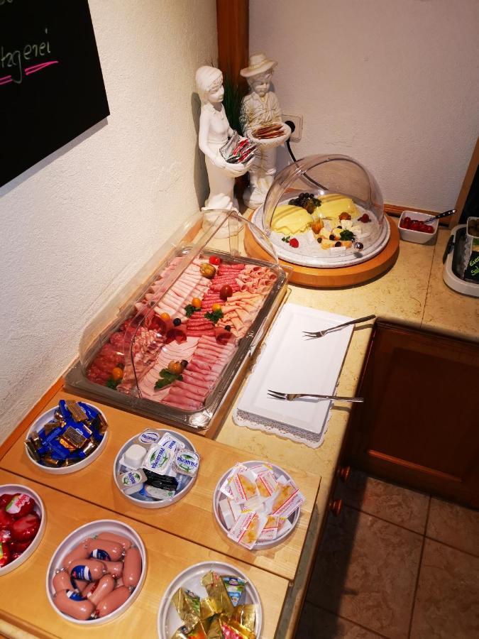エアポート ホテル フィルダー ポスト シュトゥットガルト エクステリア 写真